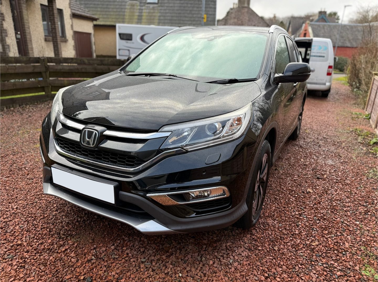 Front of Honda CRV in Edinburgh