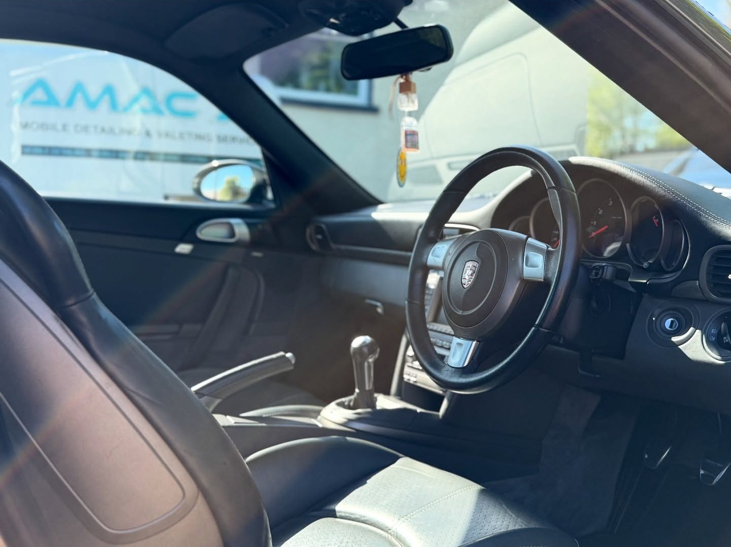 Carrera 4 driver seat in Edinburgh