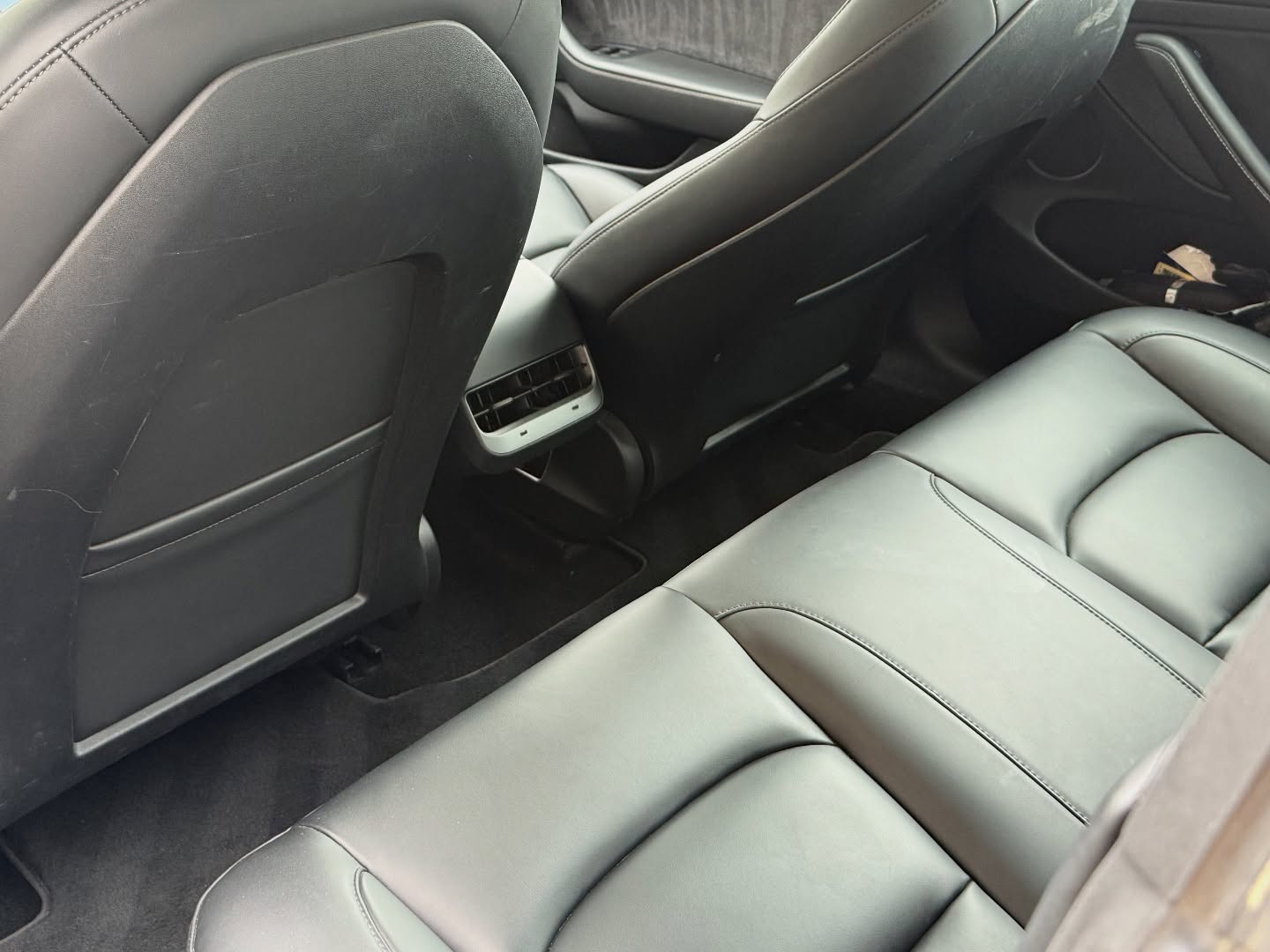 Carrera 4 back seats in Edinburgh