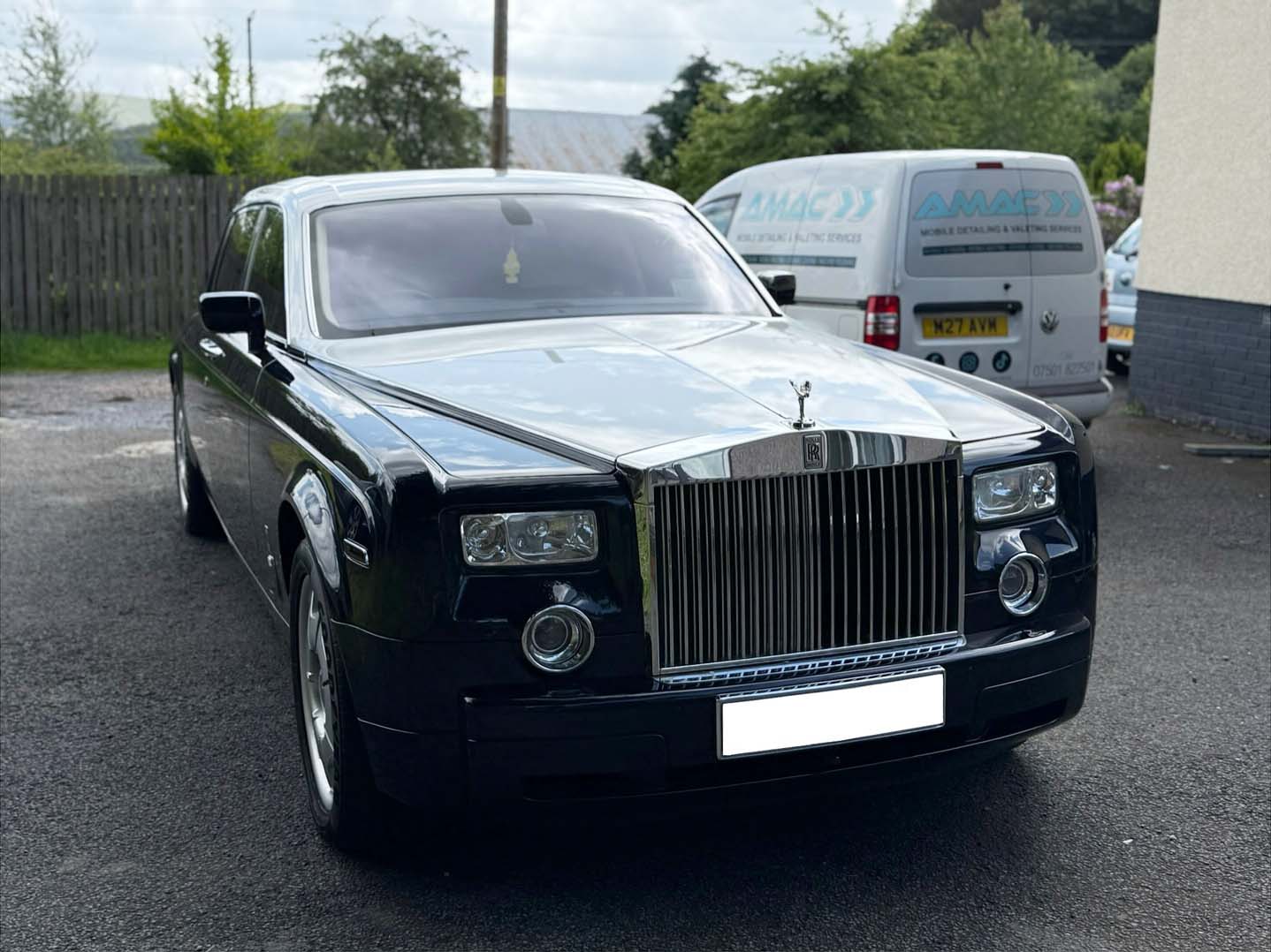 Black Rolls Royce in Edinburgh